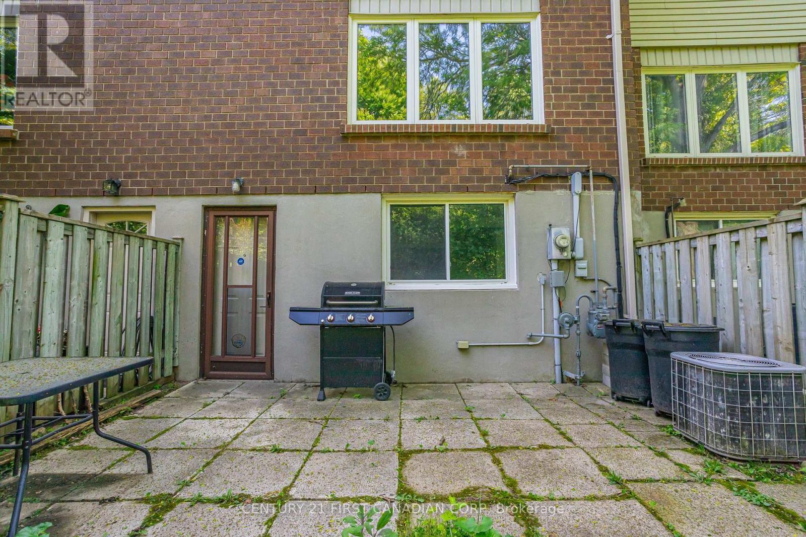 Photo 27 of 13 591 Griffith Street, London South ON