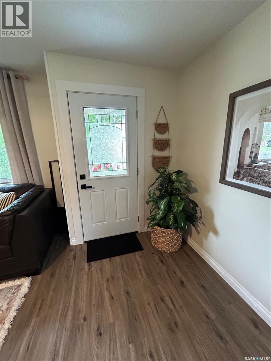 Photo 13 of 301 3rd Avenue W, Nokomis SK