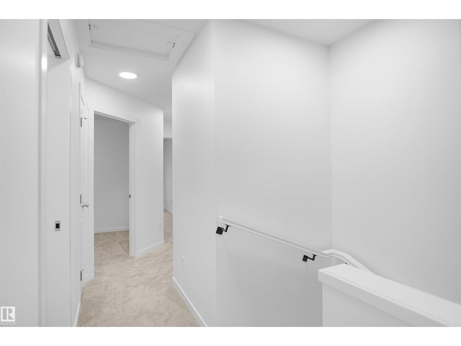 Photo 16 of 4288 Kinglet Dr Nw, Edmonton AB