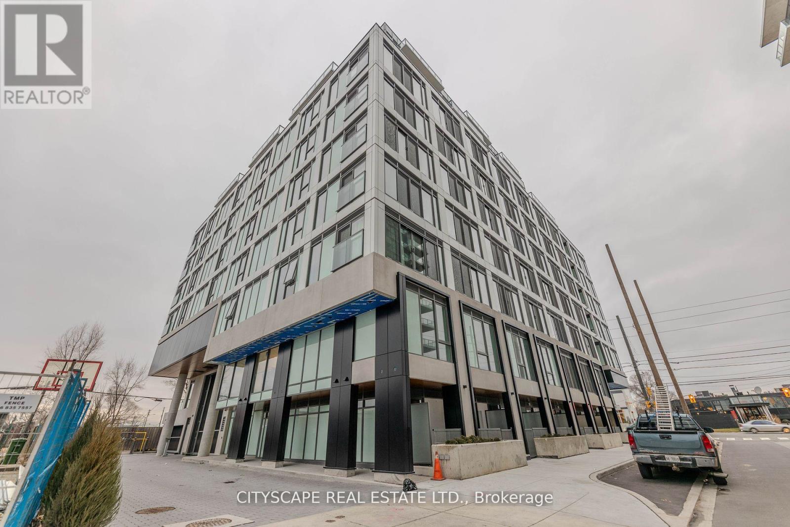Photo 3 of 1006 1195 The Queensway Way, Toronto ON