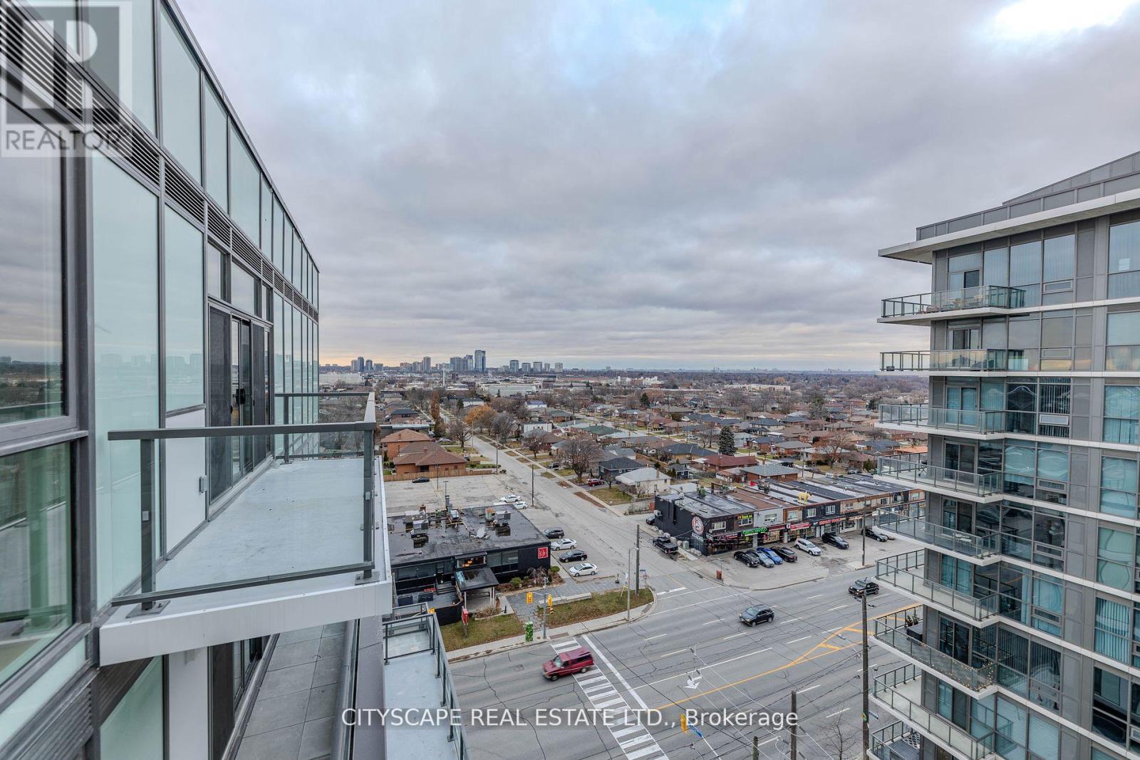 Photo 10 of 1006 1195 The Queensway Way, Toronto ON