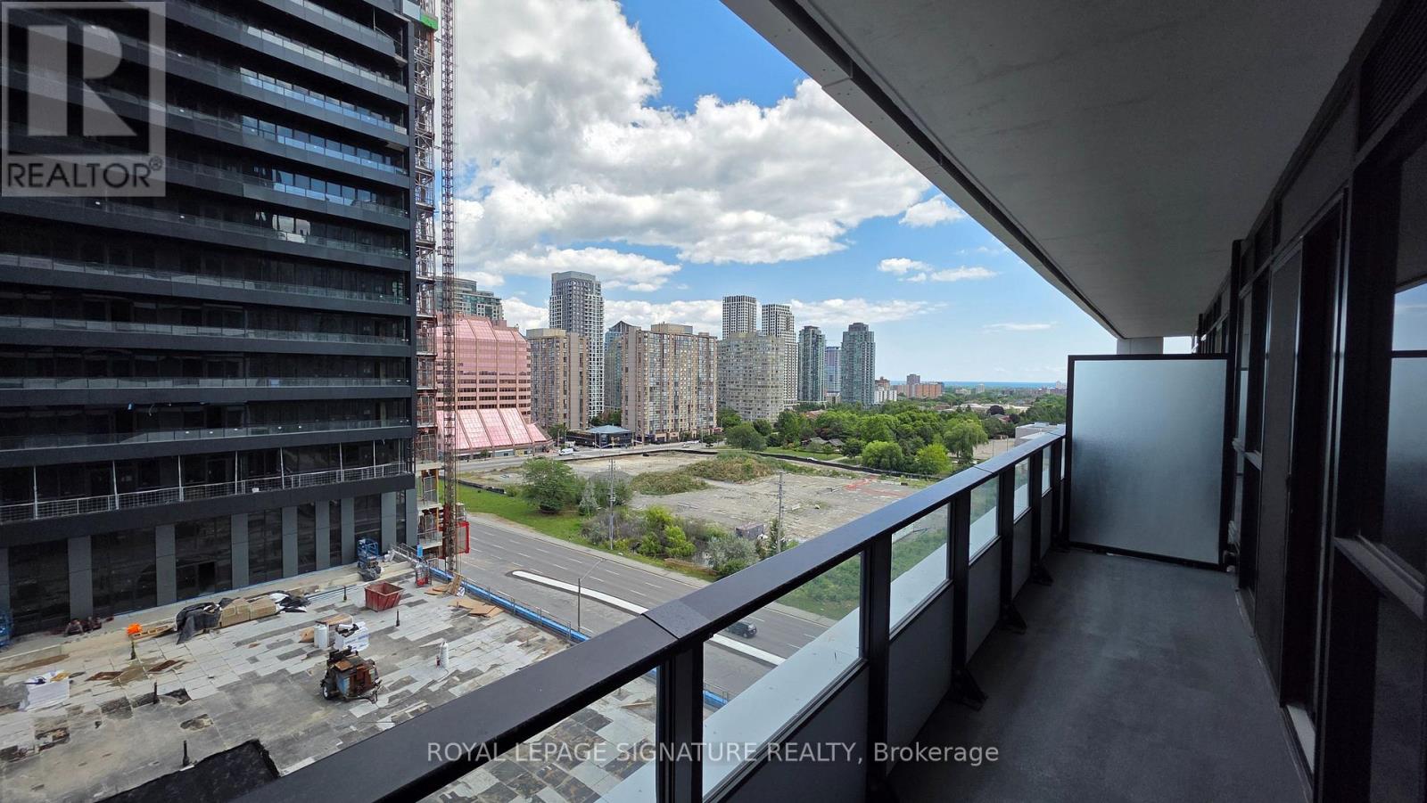 Photo 18 of 811 4015 The Exchange, Mississauga ON