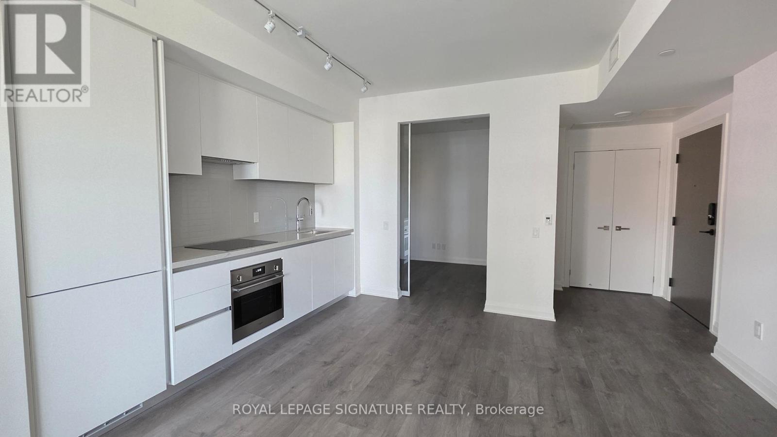 Photo 8 of 811 4015 The Exchange, Mississauga ON