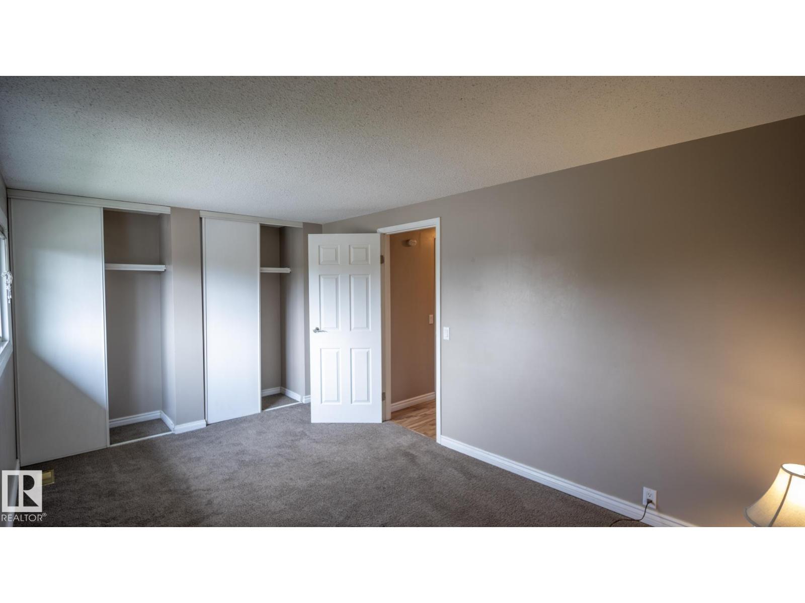 Photo 34 of 18048 93 Av Nw Nw, Edmonton AB
