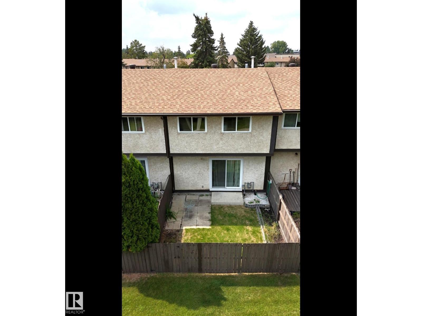 Photo 22 of 18048 93 Av Nw Nw, Edmonton AB