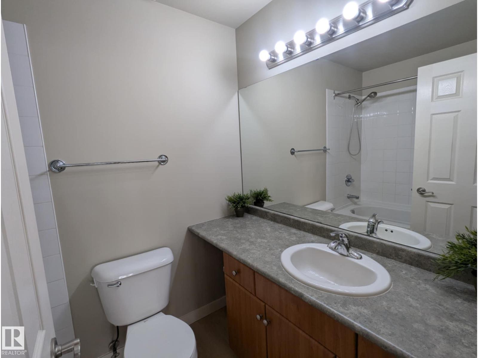Photo 21 of 102 11109 84 Av Nw, Edmonton AB