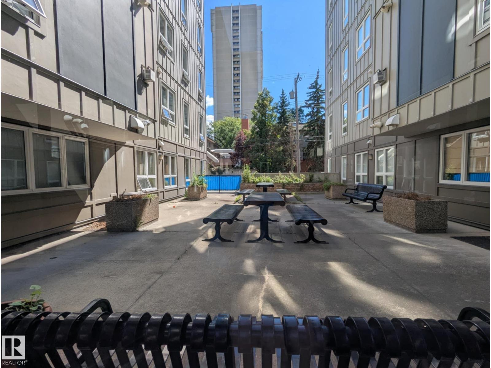 Photo 27 of 102 11109 84 Av Nw, Edmonton AB