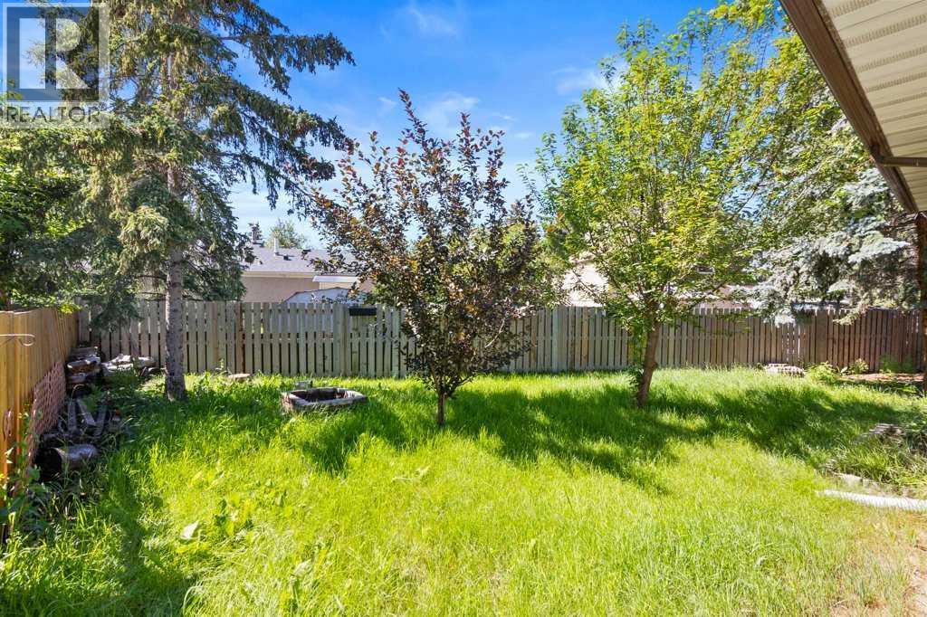 Single Family House for Sale in  Ranchview Court NW Ranchlands Calgary 