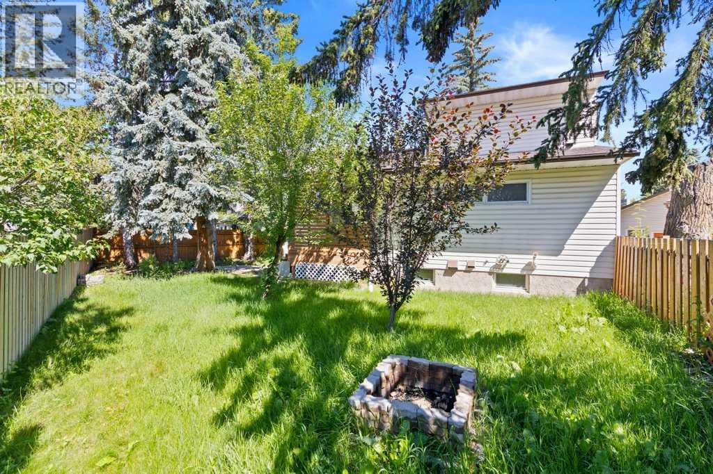 Single Family House for Sale in  Ranchview Court NW Ranchlands Calgary 