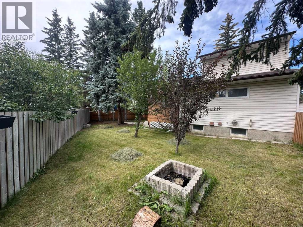 Single Family House for Sale in  Ranchview Court NW Ranchlands Calgary 