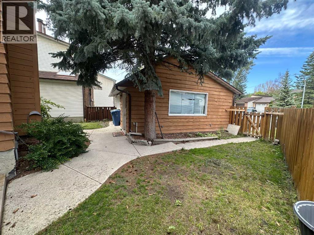 Single Family House for Sale in  Ranchview Court NW Ranchlands Calgary 