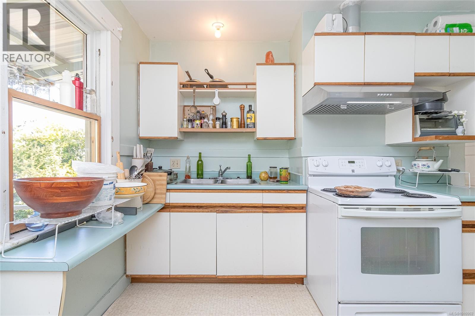 Photo 41 of 9875 Willow St, Chemainus BC