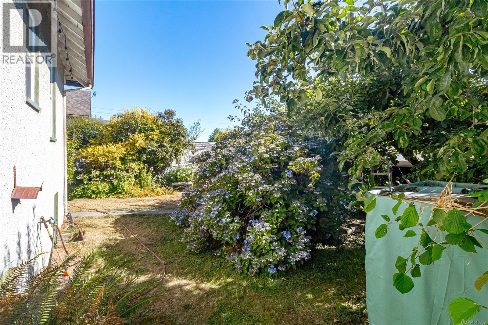 Photo 6 of 9875 Willow St, Chemainus BC