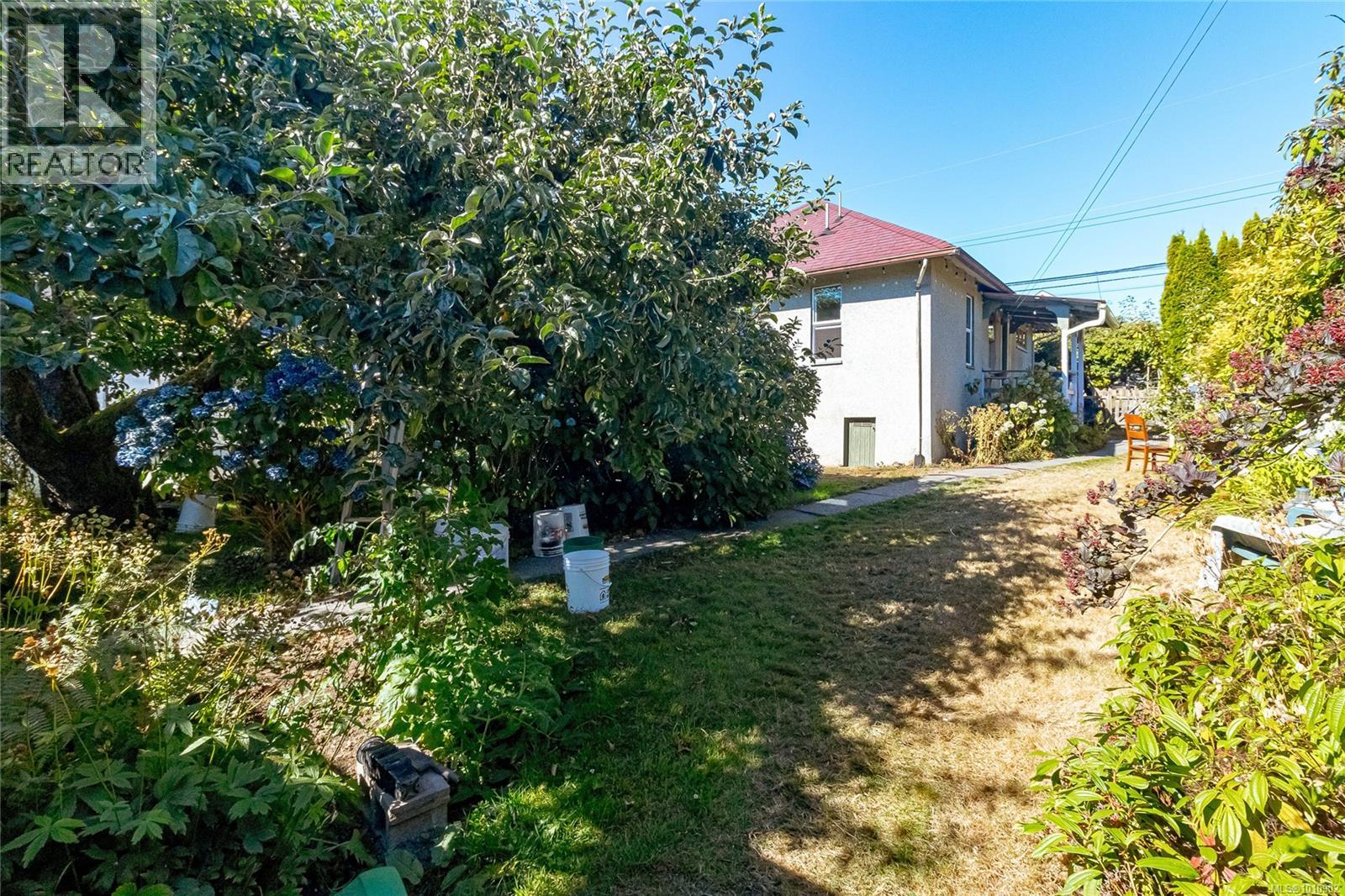 Photo 43 of 9875 Willow St, Chemainus BC