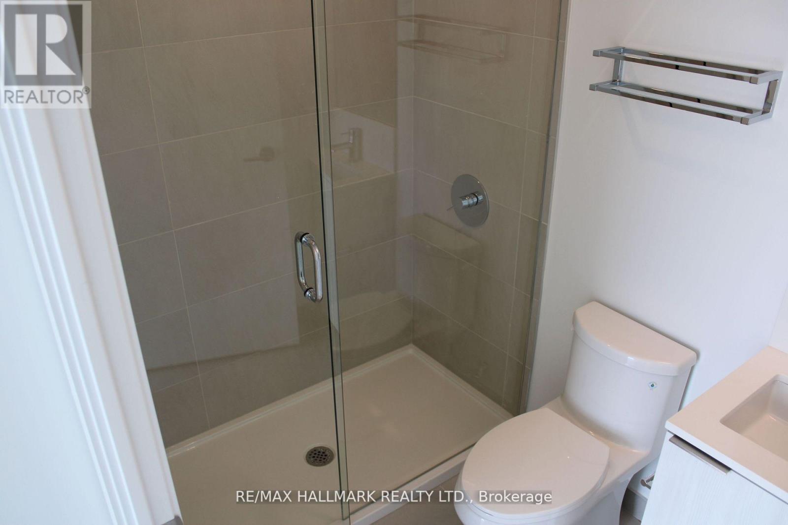 Photo 21 of 5008 1000 Portage Parkway, Vaughan ON