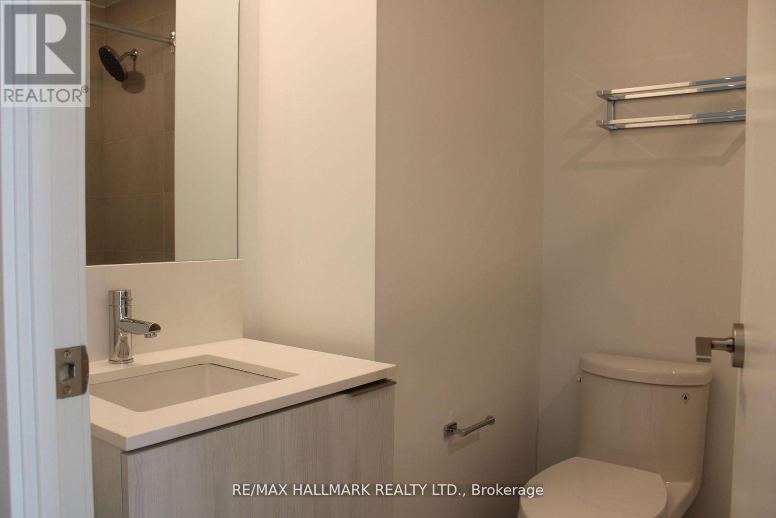 Photo 20 of 5008 1000 Portage Parkway, Vaughan ON