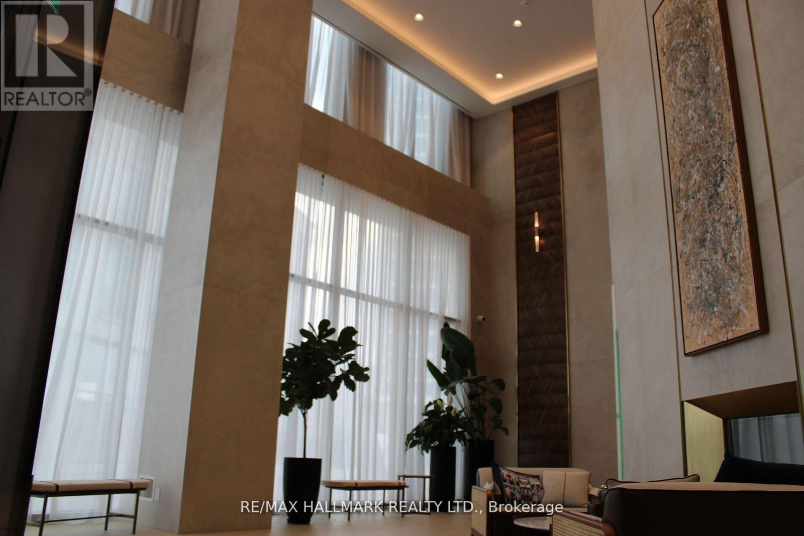 Photo 27 of 5008 1000 Portage Parkway, Vaughan ON