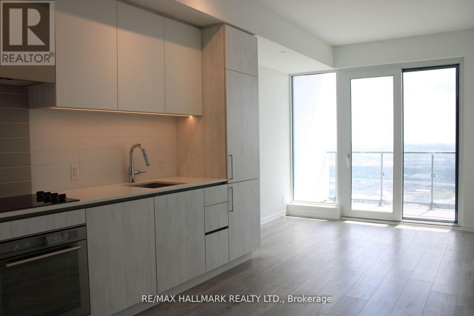Photo 28 of 5008 1000 Portage Parkway, Vaughan ON