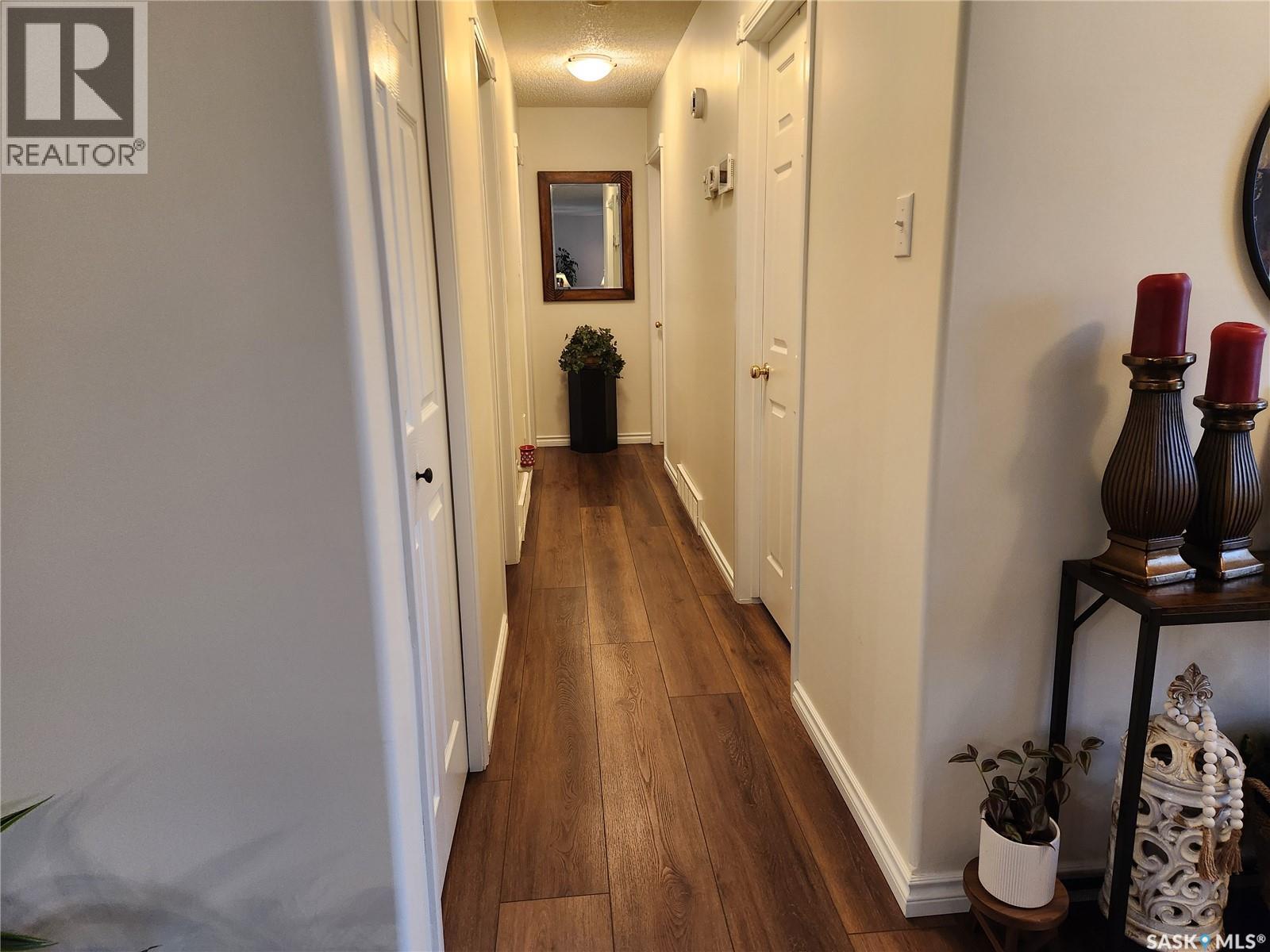 Photo 16 of 702 Golburn Crescent, Tisdale SK