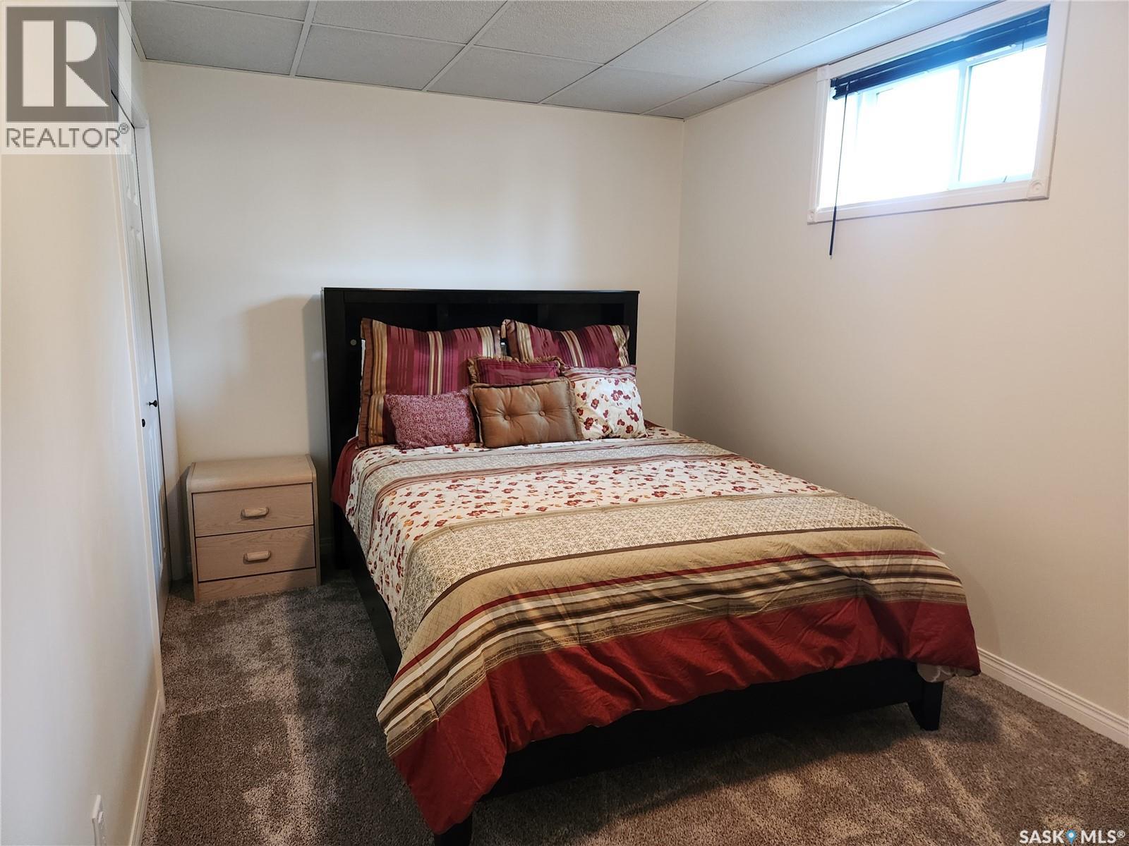 Photo 11 of 702 Golburn Crescent, Tisdale SK