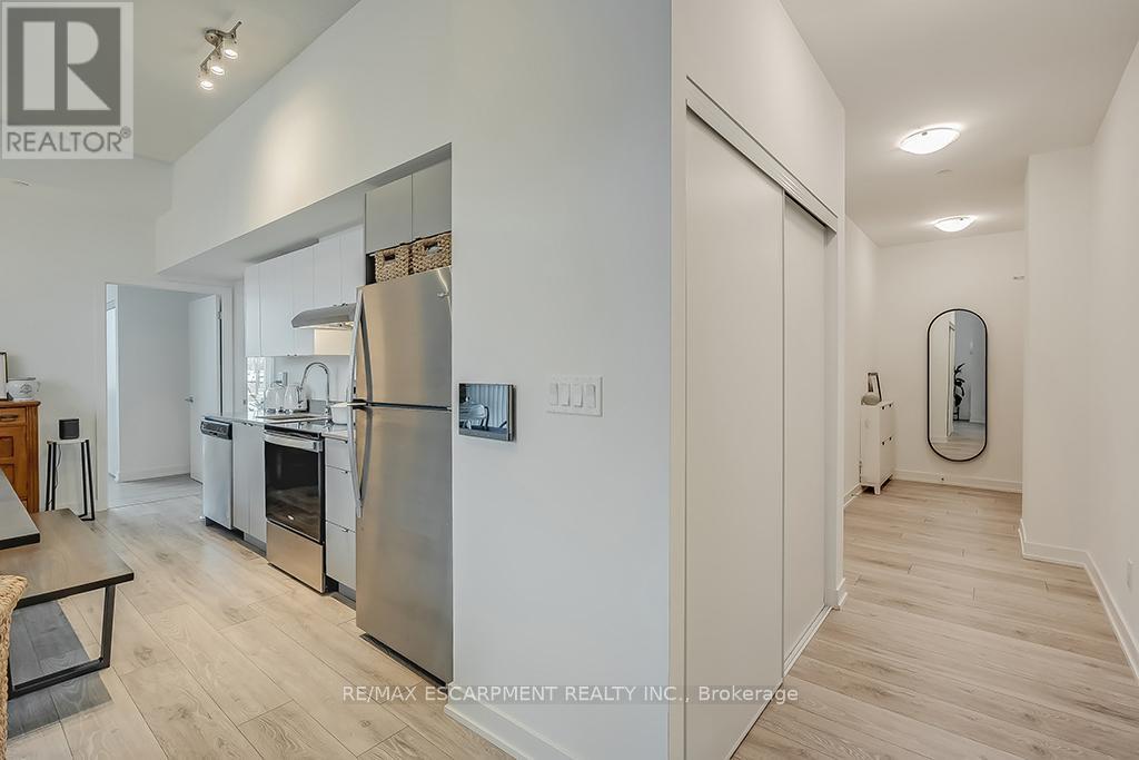 Photo 13 of A 106 3210 Dakota Common, Burlington ON