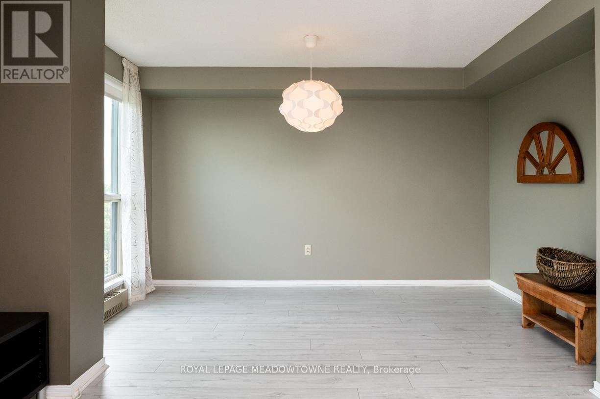 Photo 21 of 902 2155 Burnhamthorpe Road W, Mississauga ON
