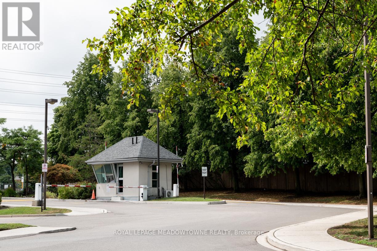 Photo 27 of 902 2155 Burnhamthorpe Road W, Mississauga ON