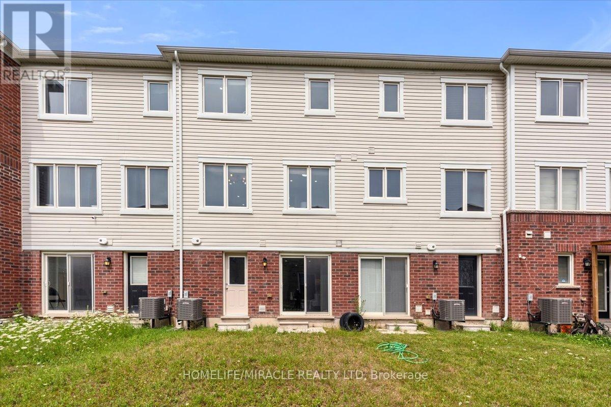 Photo 25 of 5 Stewardship Road, Brampton ON