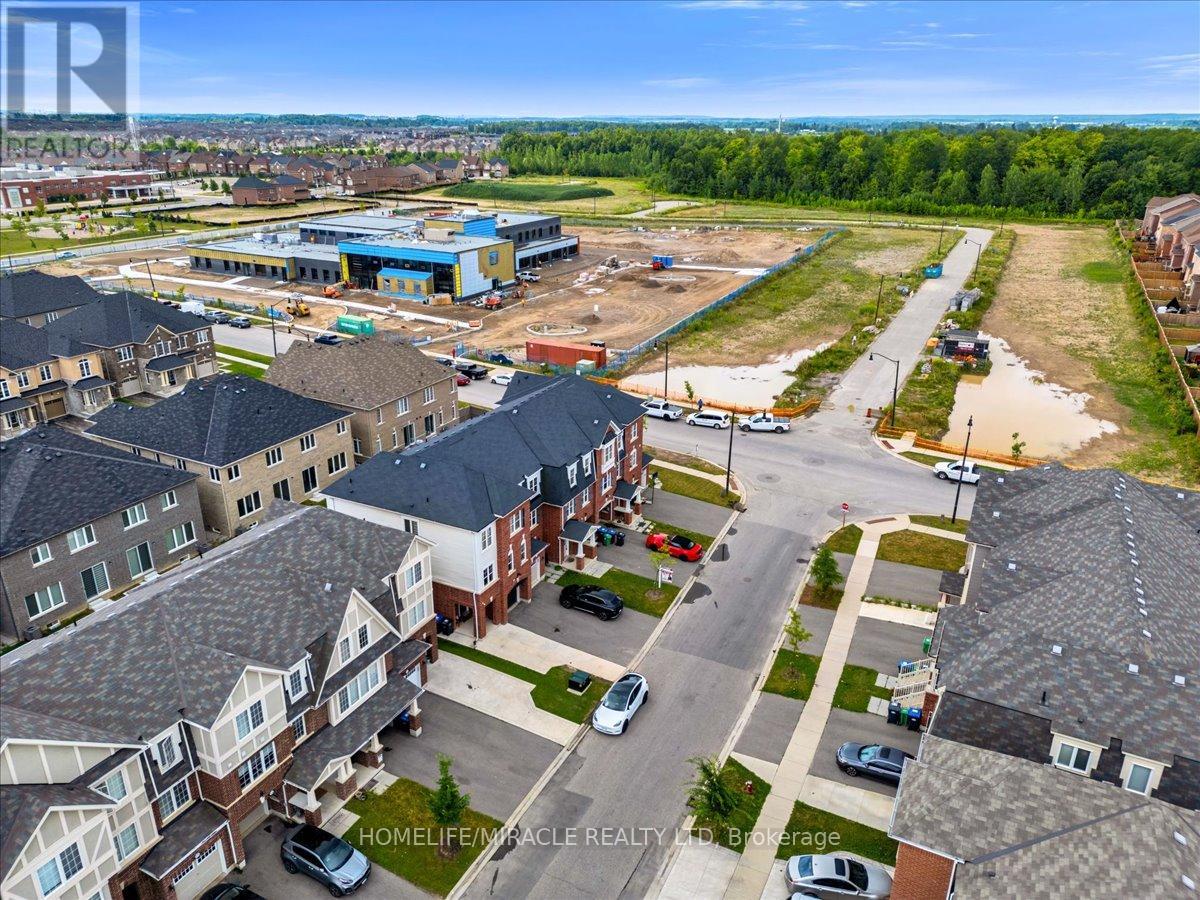 Photo 34 of 5 Stewardship Road, Brampton ON