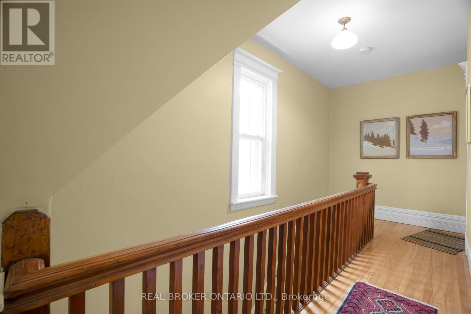 Photo 21 of 72 Upper Lorne Place, Ottawa ON