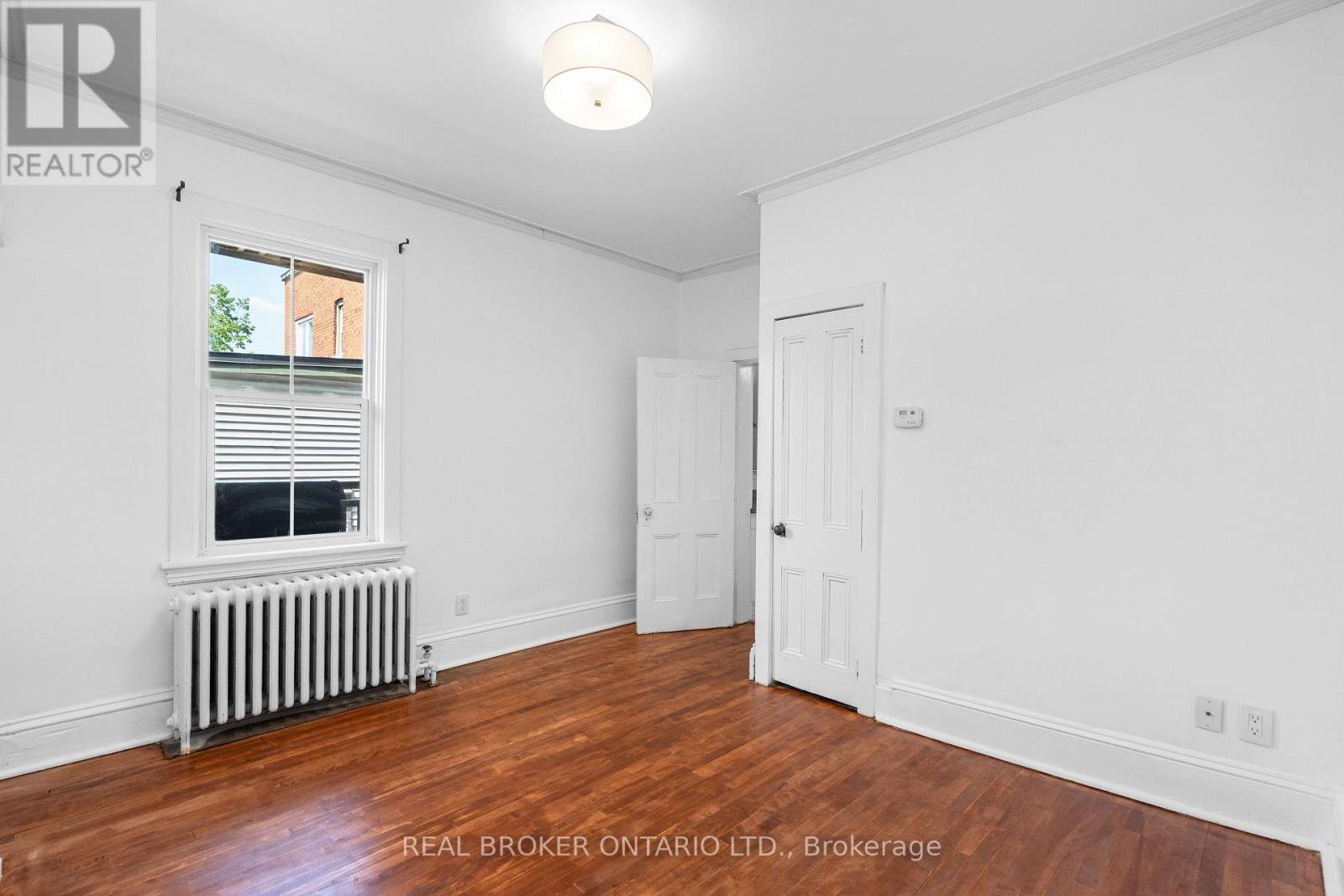 Photo 36 of 72 Upper Lorne Place, Ottawa ON