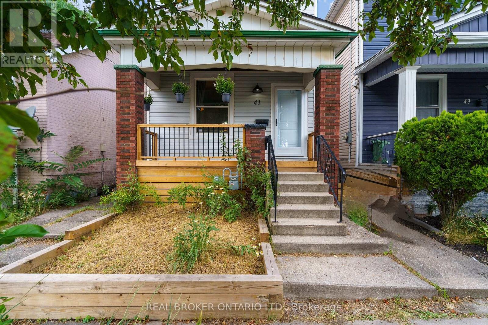 Photo 7 of 41 Princess Street, Hamilton ON
