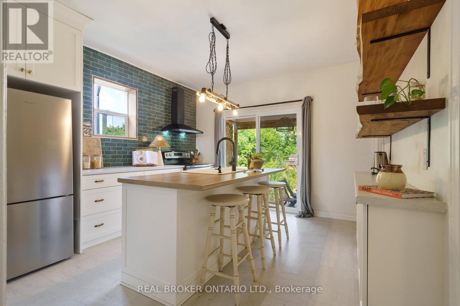 Photo 14 of 41 Princess Street, Hamilton ON
