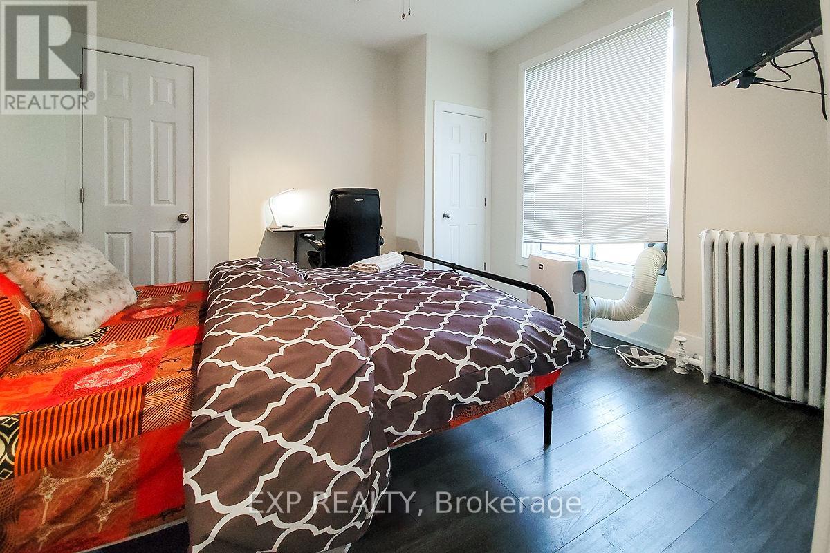 Photo 10 of 395 Aberdeen Avenue, Hamilton ON