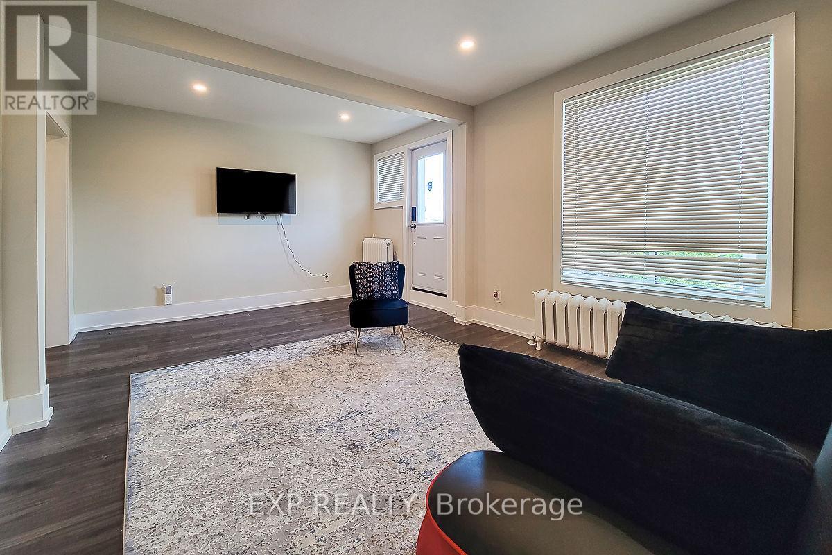 Photo 13 of 395 Aberdeen Avenue, Hamilton ON