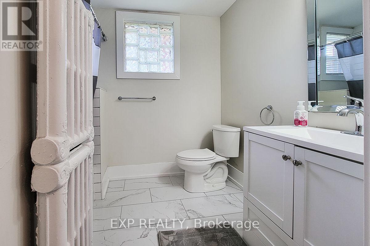 Photo 19 of 395 Aberdeen Avenue, Hamilton ON