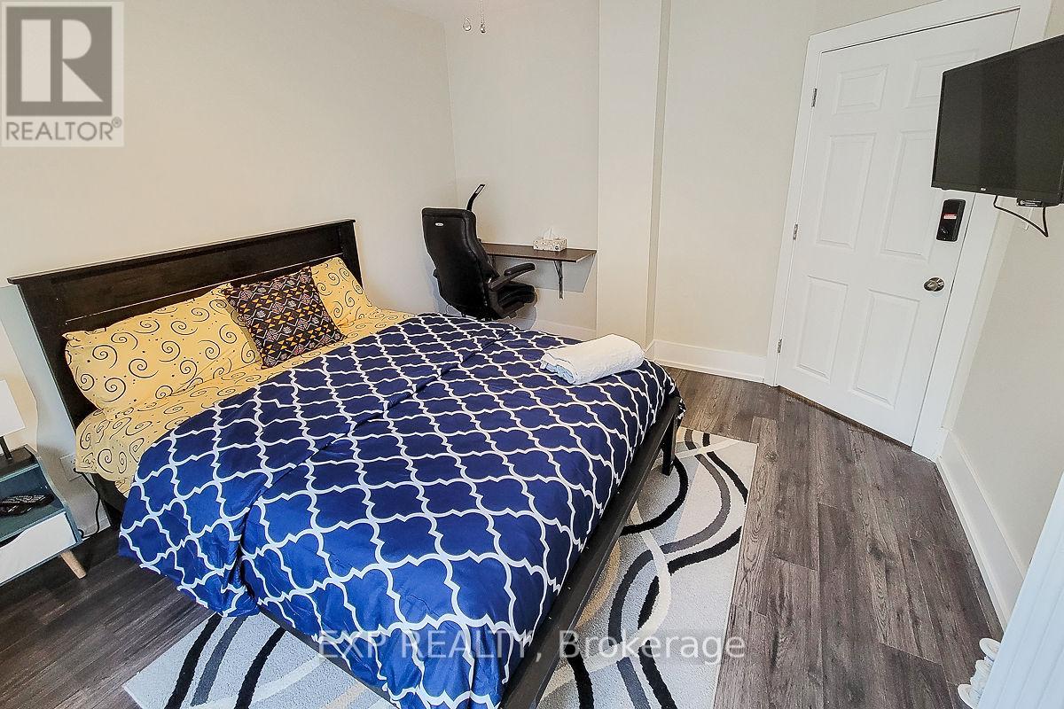 Photo 20 of 395 Aberdeen Avenue, Hamilton ON