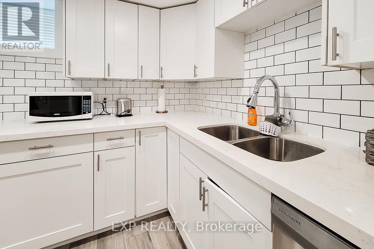 Photo 30 of 395 Aberdeen Avenue, Hamilton ON