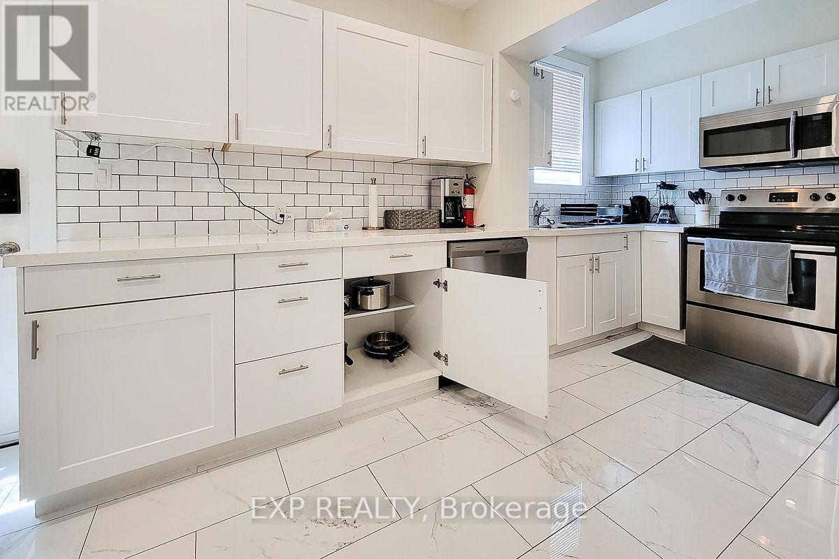 Photo 38 of 395 Aberdeen Avenue, Hamilton ON