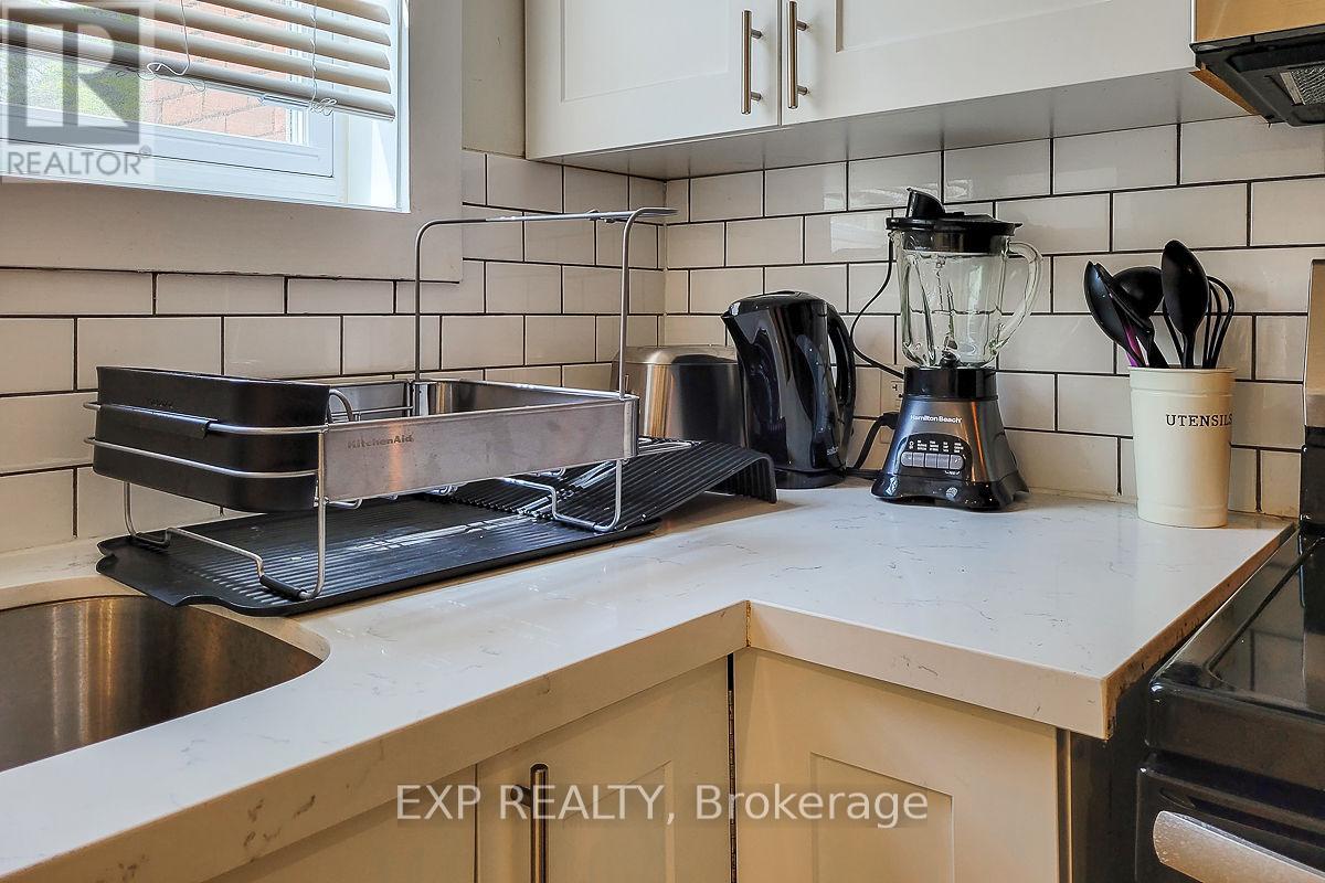 Photo 39 of 395 Aberdeen Avenue, Hamilton ON