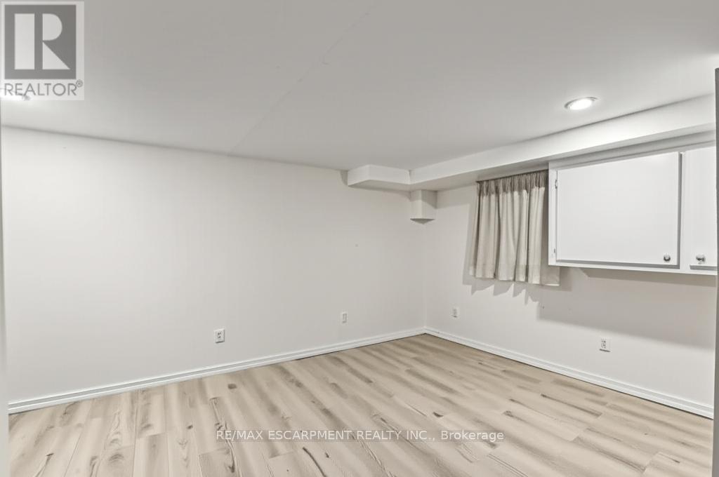 Photo 32 of 48 Locke Street S, Hamilton ON