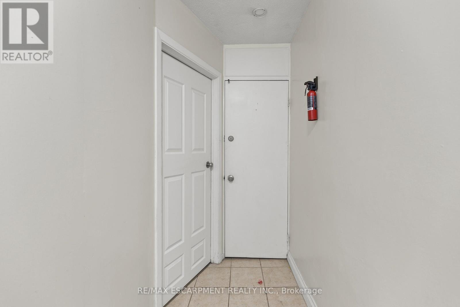 Photo 28 of 48 Locke Street S, Hamilton ON