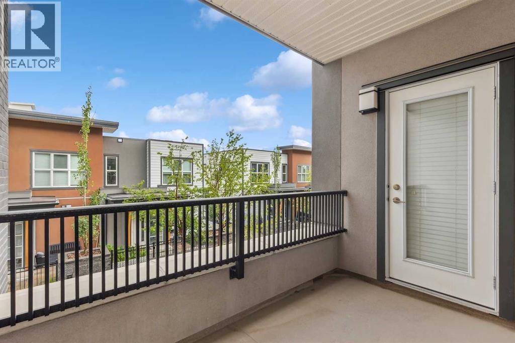 Photo 9 of 1210 95 Burma Star Road Sw, Calgary AB