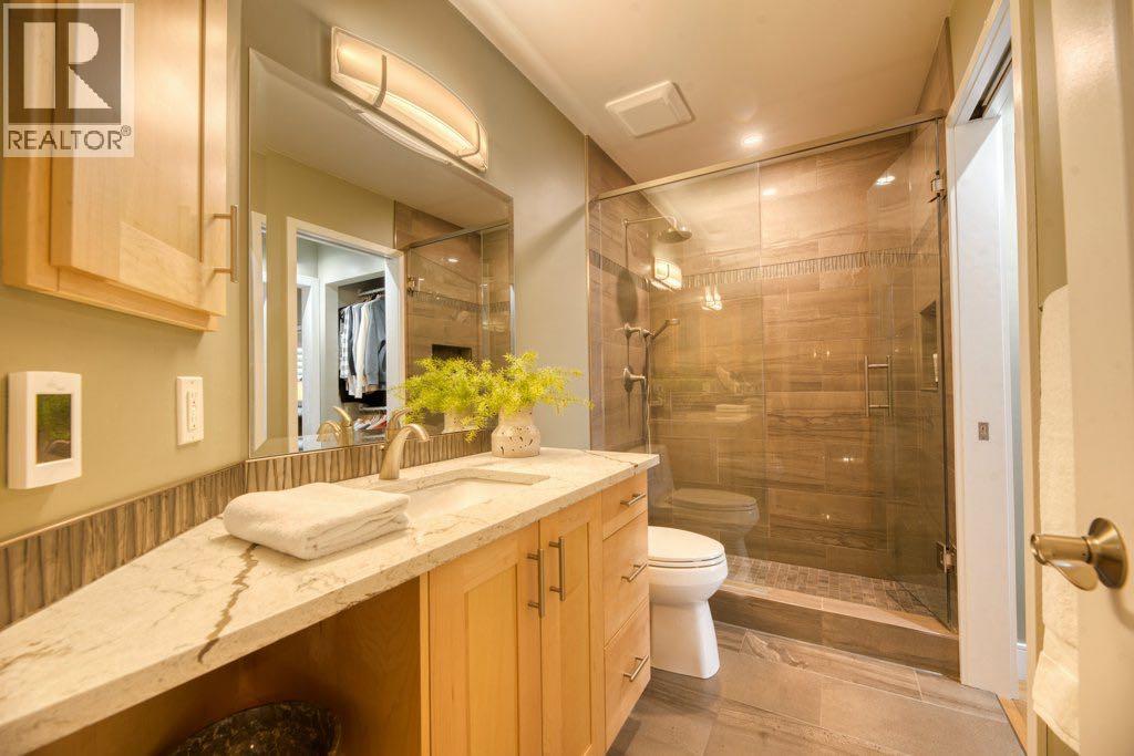 Photo 10 of 145 Lakeside Greens Place, Chestermere AB