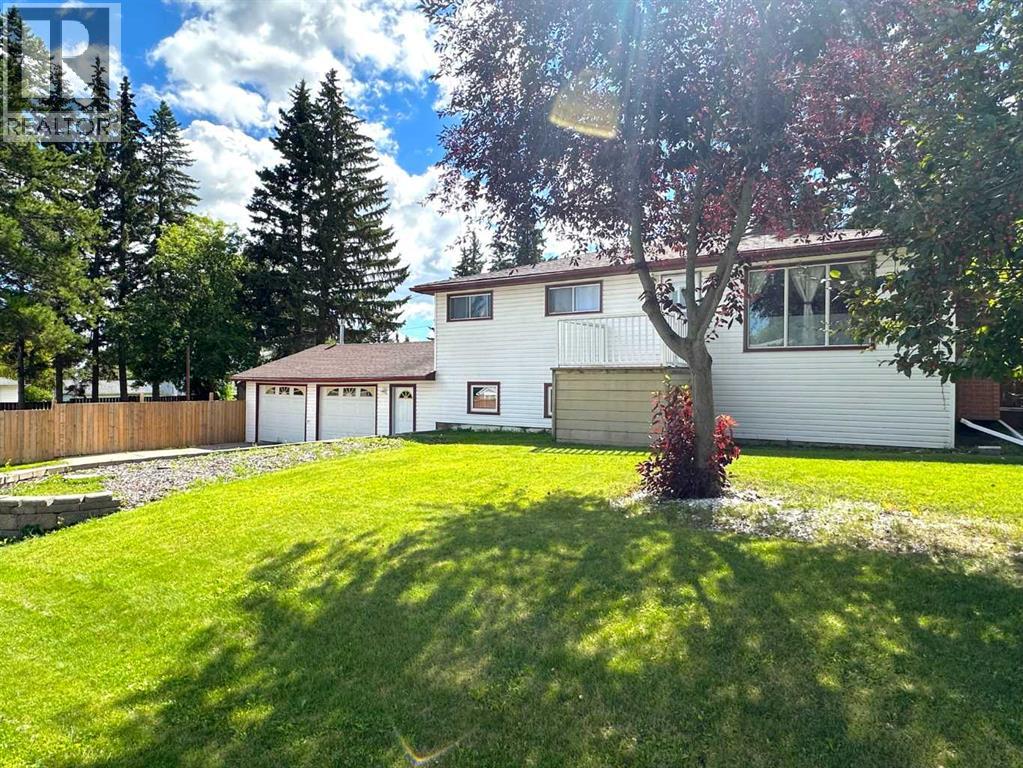 4719 46 Avenue, Sylvan Lake