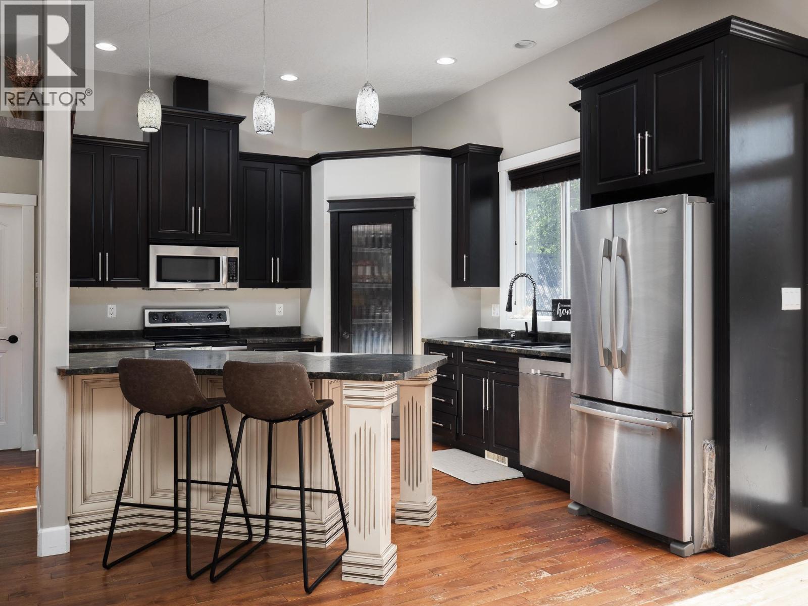 Photo 10 of 6933 Eugene Road, Prince George BC