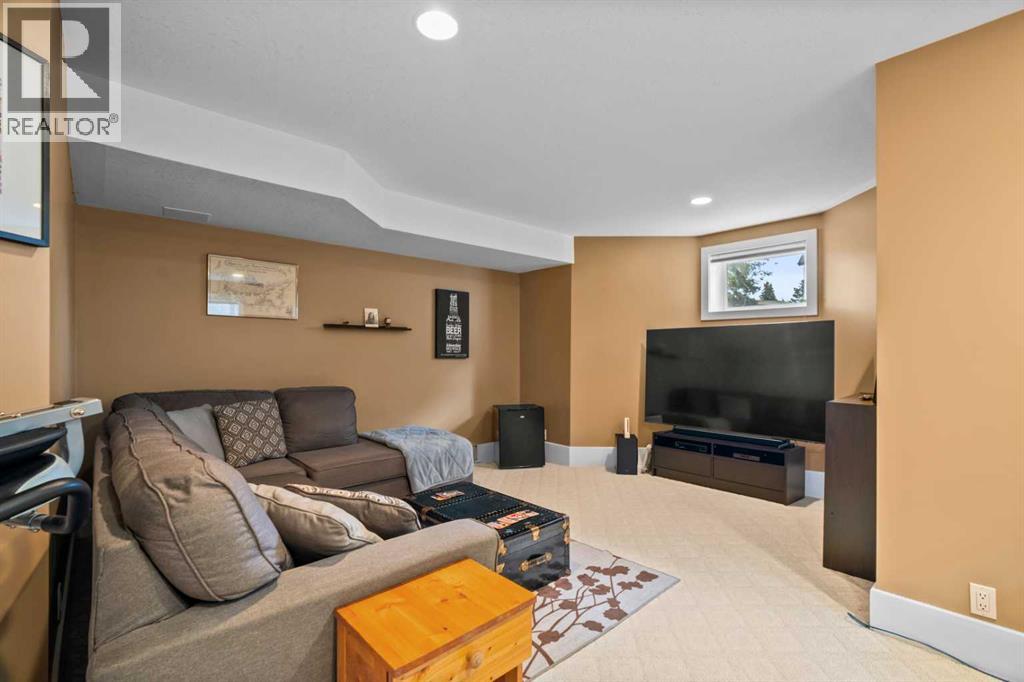 Photo 9 of 3111 39 Street Sw, Calgary AB