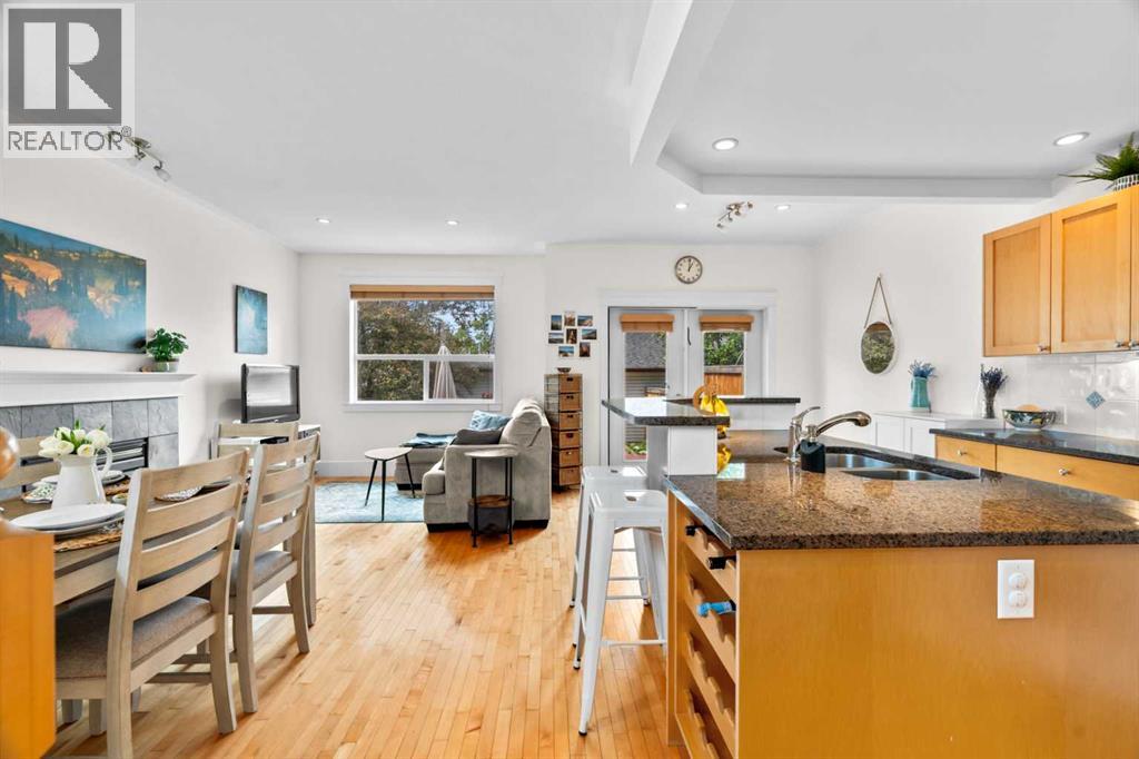 Photo 31 of 3111 39 Street Sw, Calgary AB