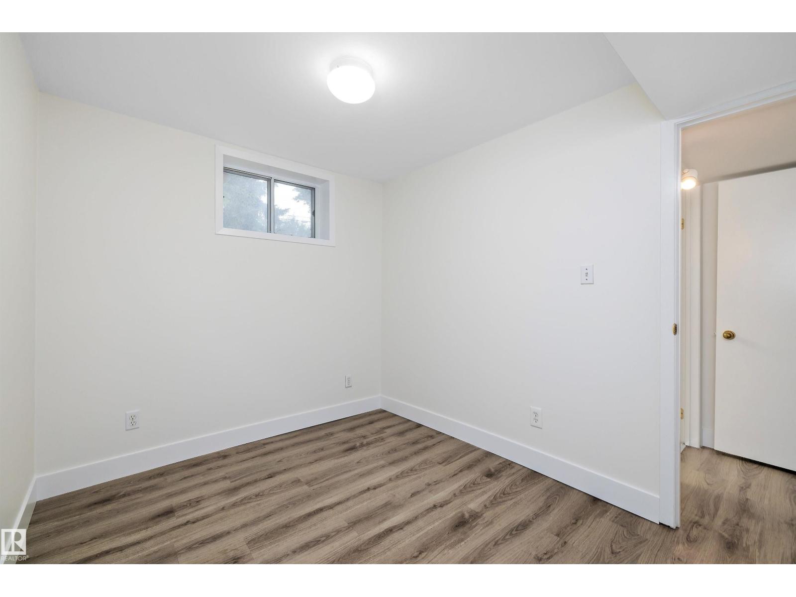 Photo 34 of 8928 147 St Nw, Edmonton AB