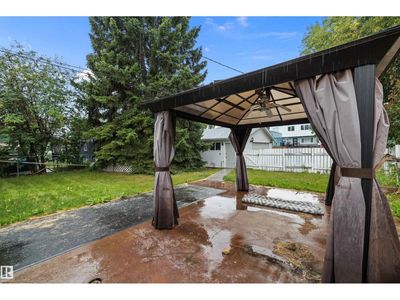 Photo 36 of 8928 147 St Nw, Edmonton AB